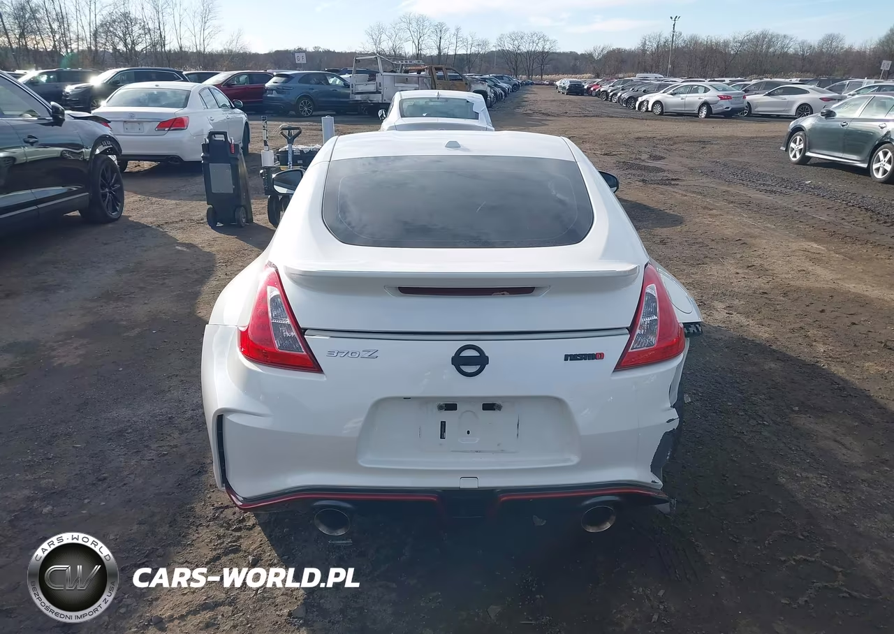 2015 Nissan 370Z Nismo Tech VIN:JN1AZ4EH0FM441048 - 16