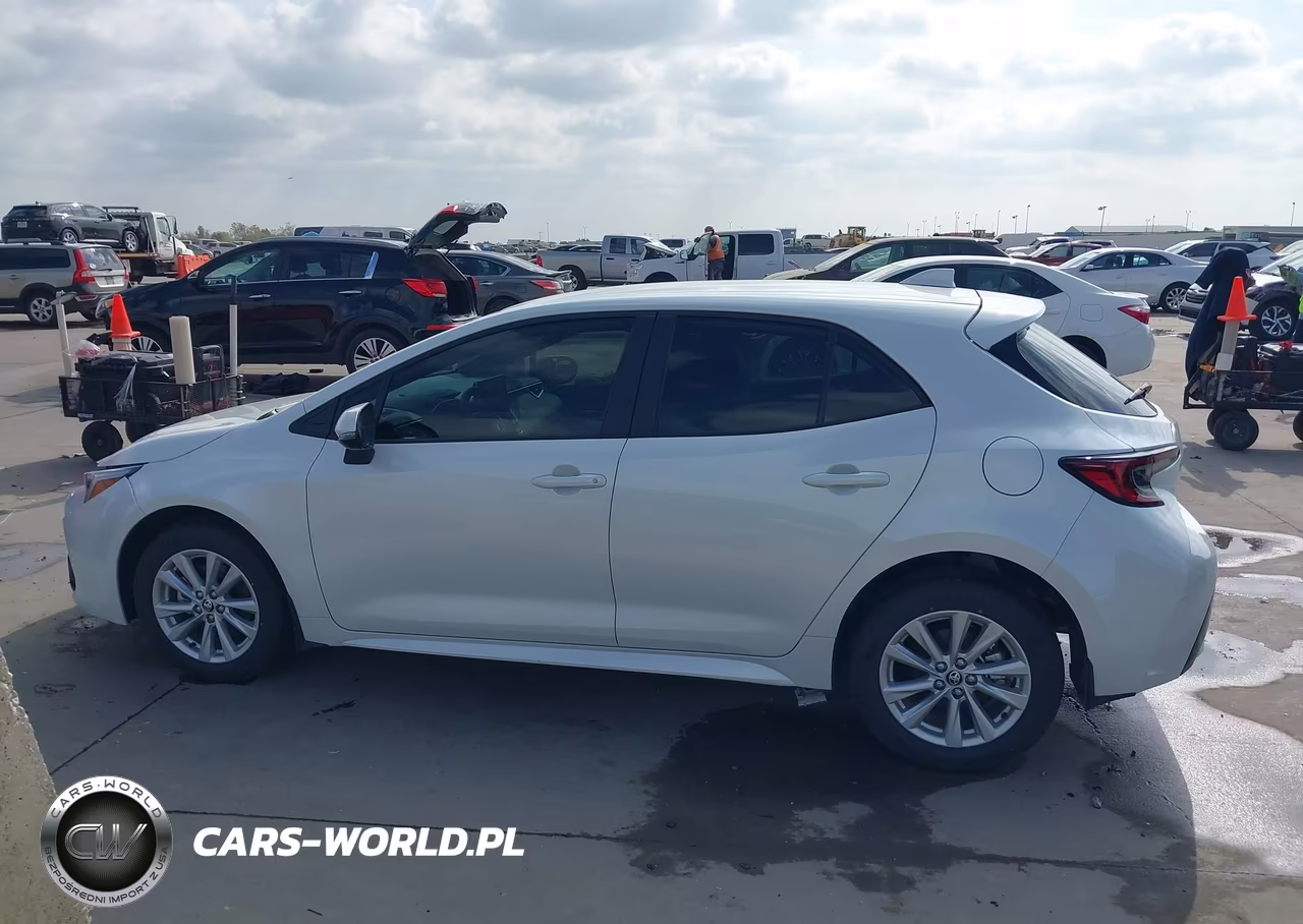 2025 Toyota Corolla Se VIN:JTND4MBE6S3247820 - 15