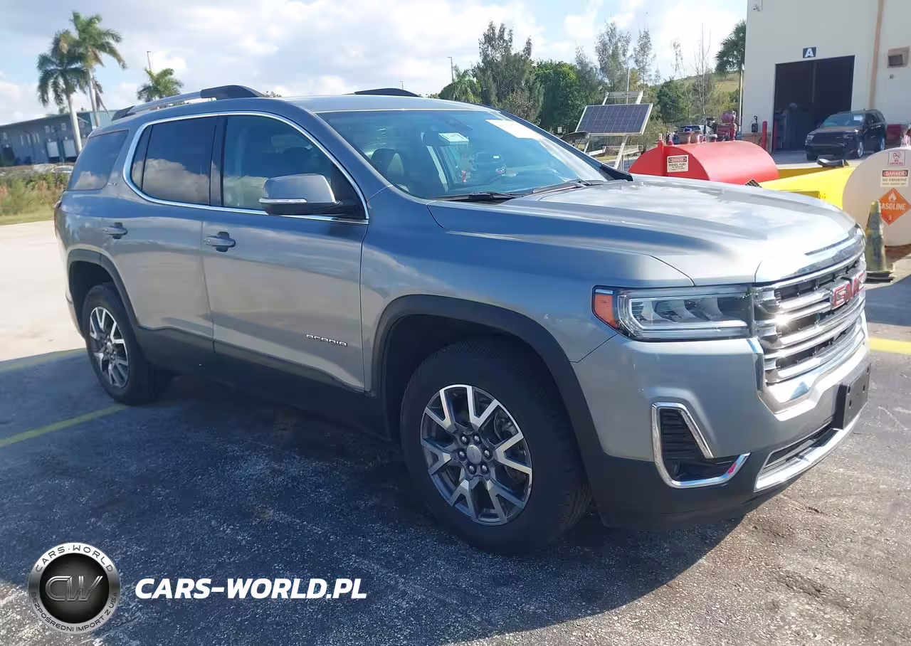 2023 GMC Acadia Slt