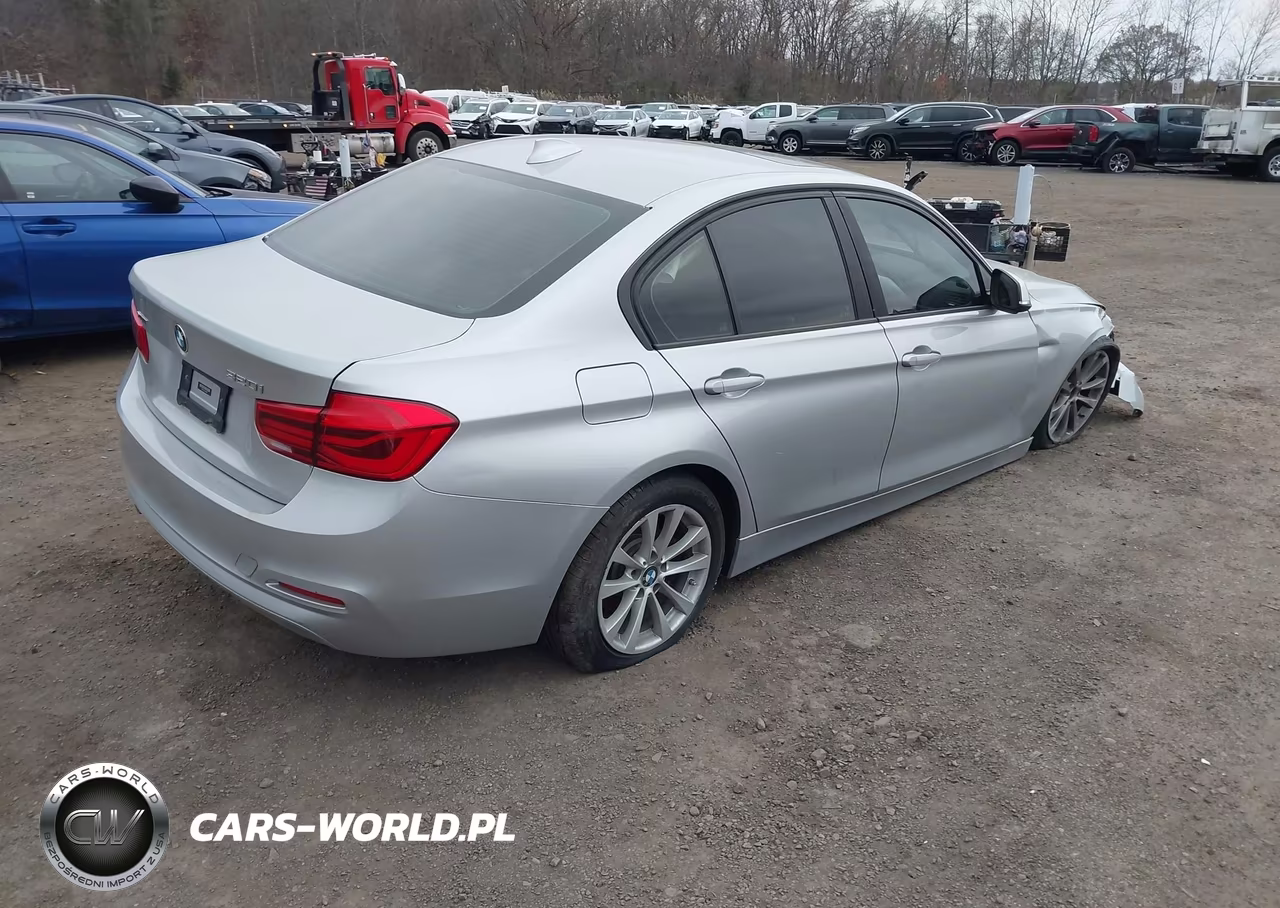 2018 BMW 320I xDrive VIN:WBA8A3C53JA488698 - 4