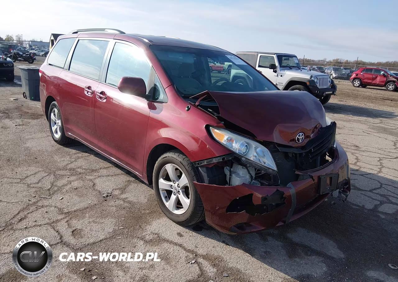 2014 Toyota Sienna Le V6 8 Passenger – zdjęcie 1 z 16