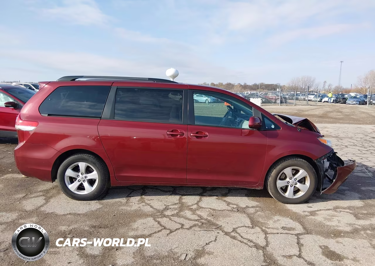 2014 Toyota Sienna Le V6 8 Passenger VIN:5TDKK3DC5ES406322 - 13