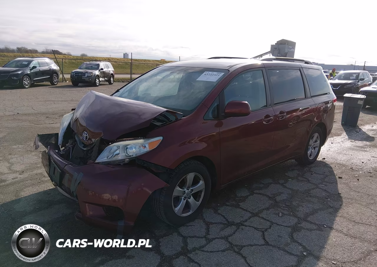 2014 Toyota Sienna Le V6 8 Passenger VIN:5TDKK3DC5ES406322 - 2