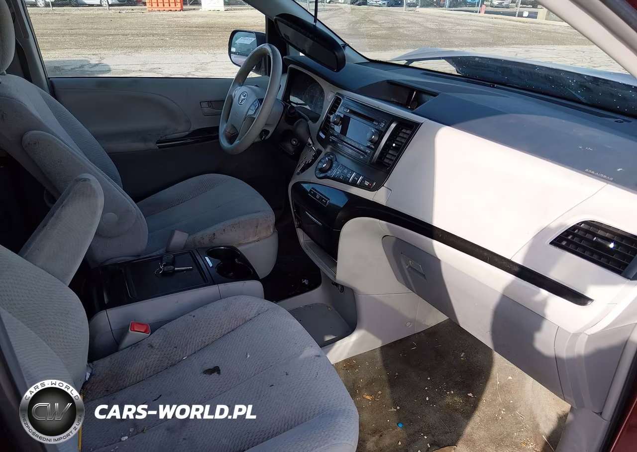 2014 Toyota Sienna Le V6 8 Passenger VIN:5TDKK3DC5ES406322 - 5