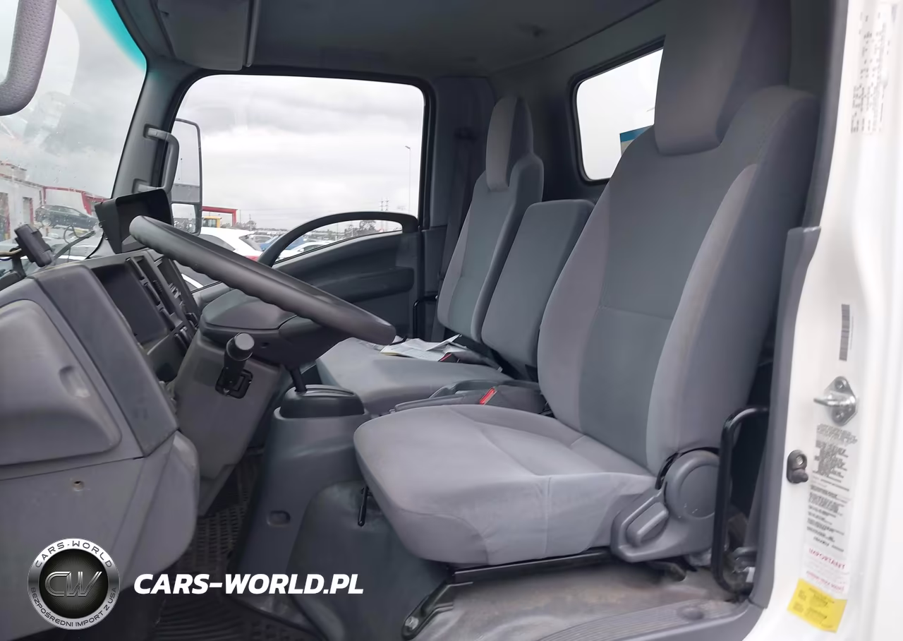 2017 ISUZU NPR VIN:54DB4W1B7HS804808 - 7
