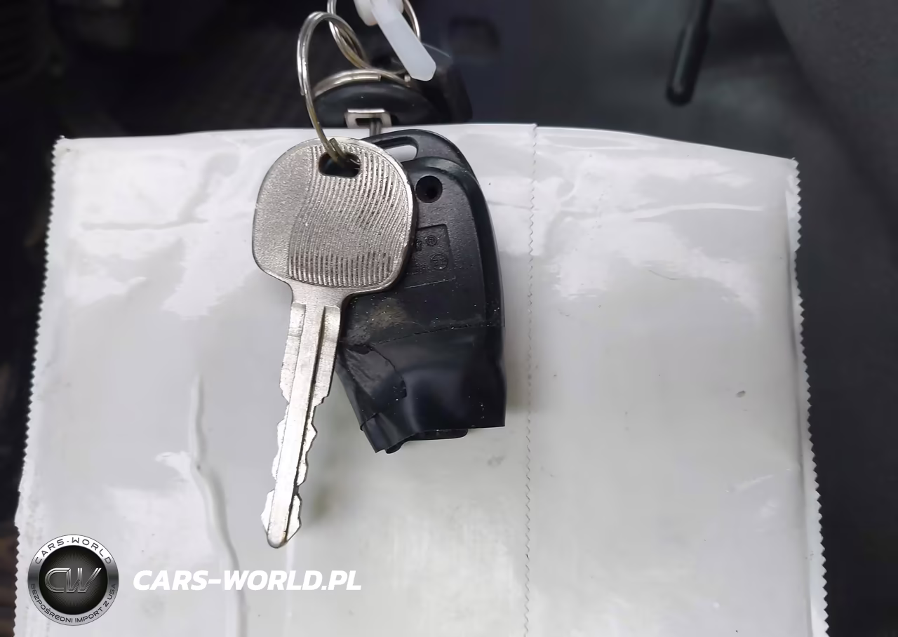 2016 Isuzu Npr VIN:54DB4W1B0GS806883 - 10