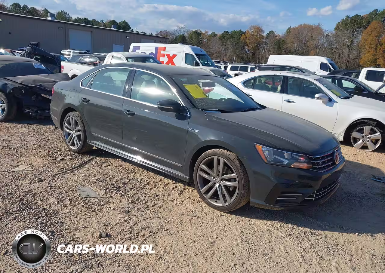2017 Volkswagen Passat 1.8T R-Line
