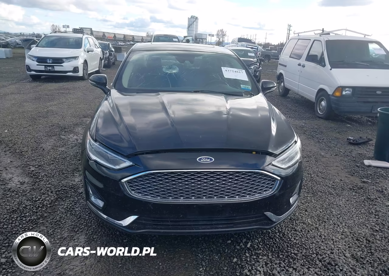 2020 Ford Fusion Hybrid Titanium VIN:3FA6P0RU4LR182405 - 13