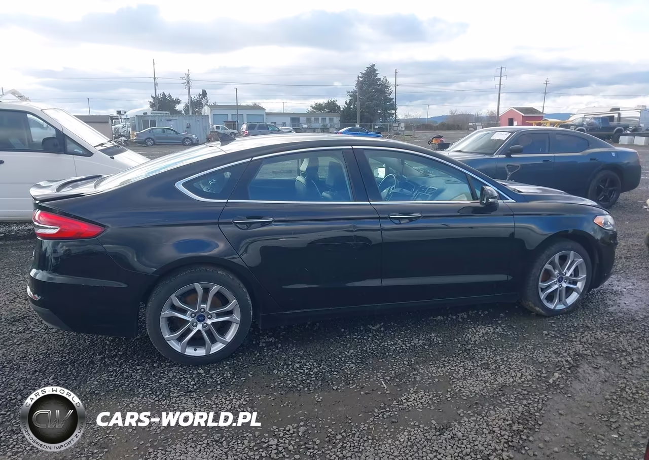 2020 Ford Fusion Hybrid Titanium VIN:3FA6P0RU4LR182405 - 14
