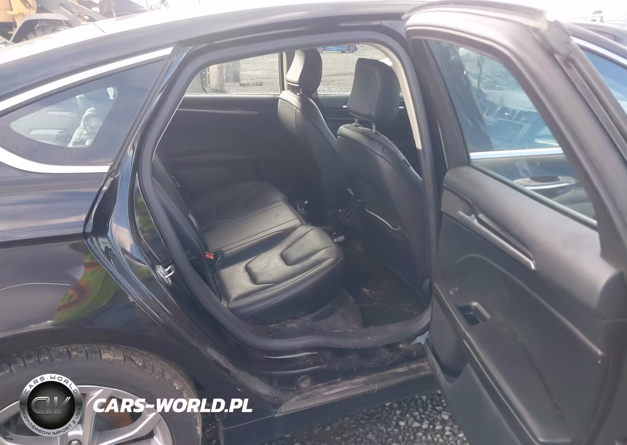 2020 Ford Fusion Hybrid Titanium VIN:3FA6P0RU4LR182405 - 8