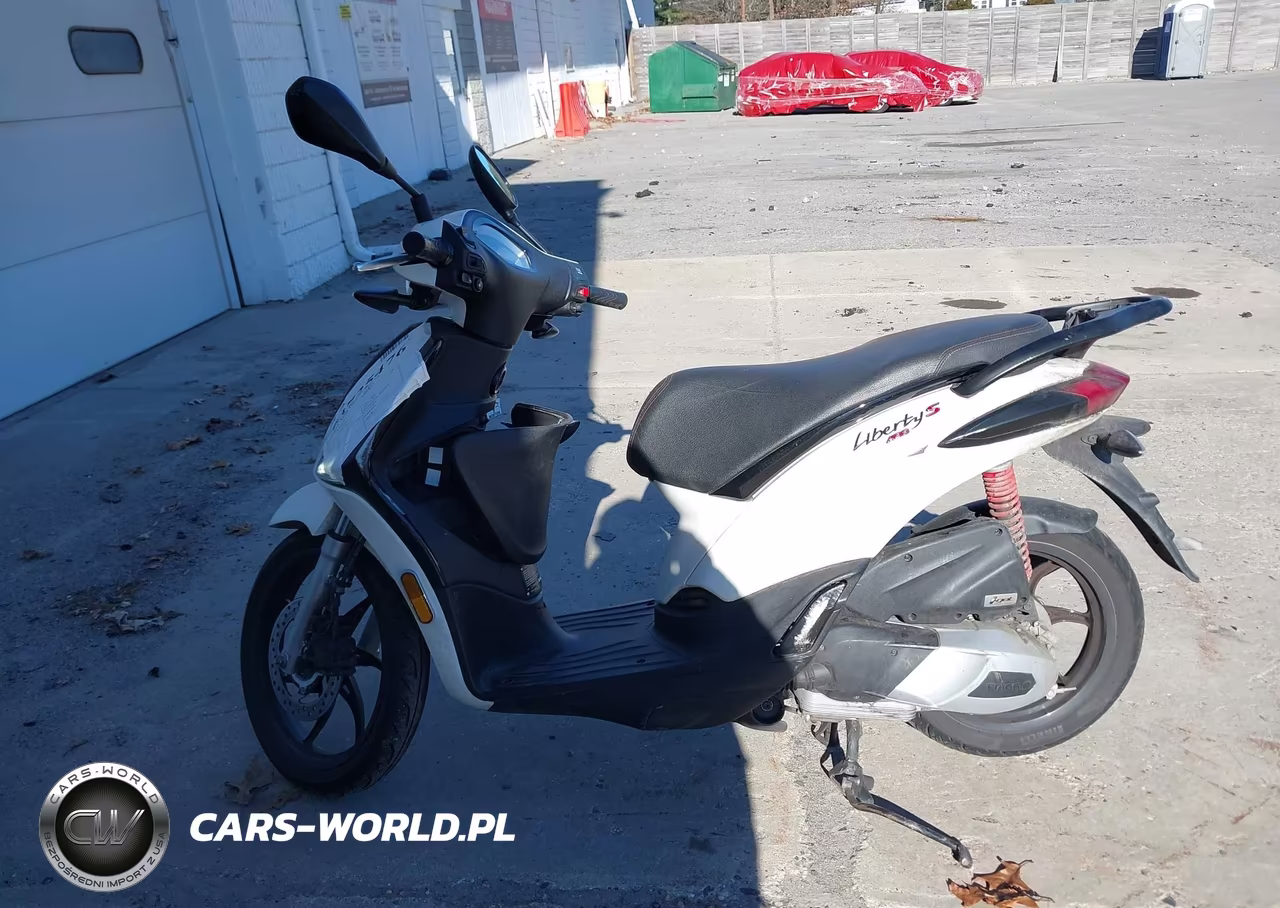 2024 Piaggio Liberty 150-150 S VIN:ZAPM898GXR7004995 - 13
