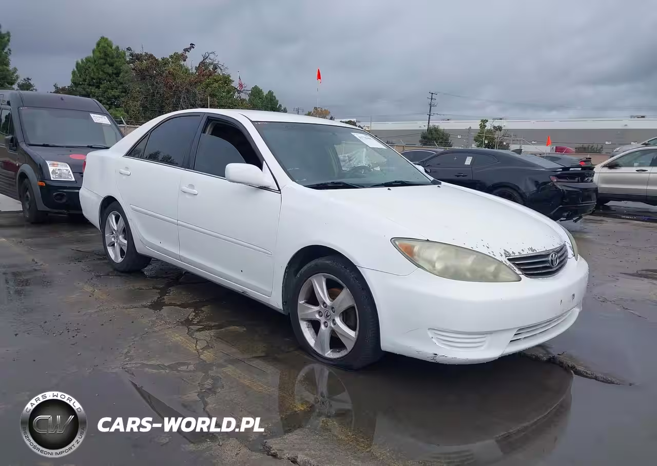 2005 Toyota Camry Le