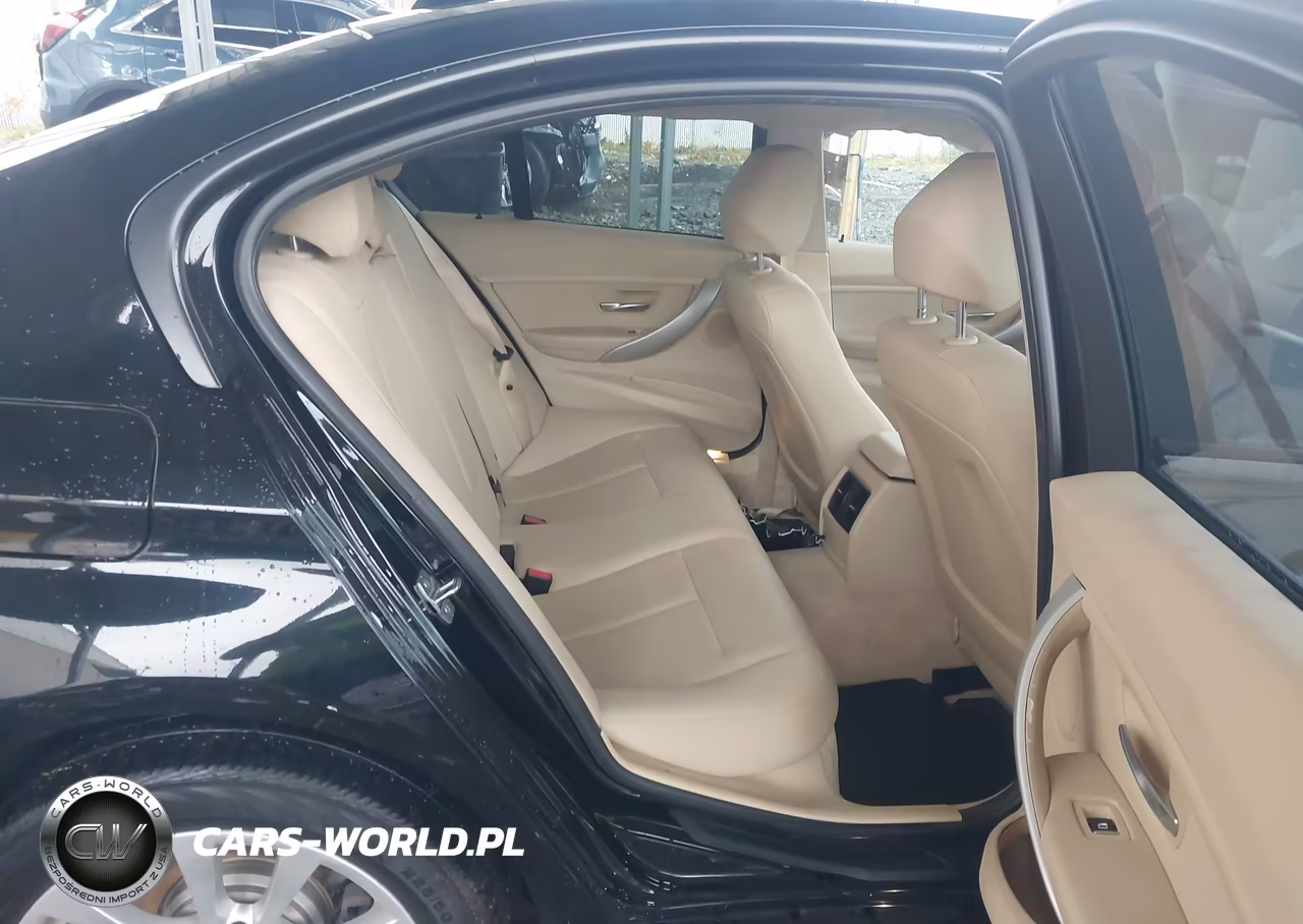 2016 BMW 320I xDrive VIN:WBA8E5G5XGNU21642 - 8