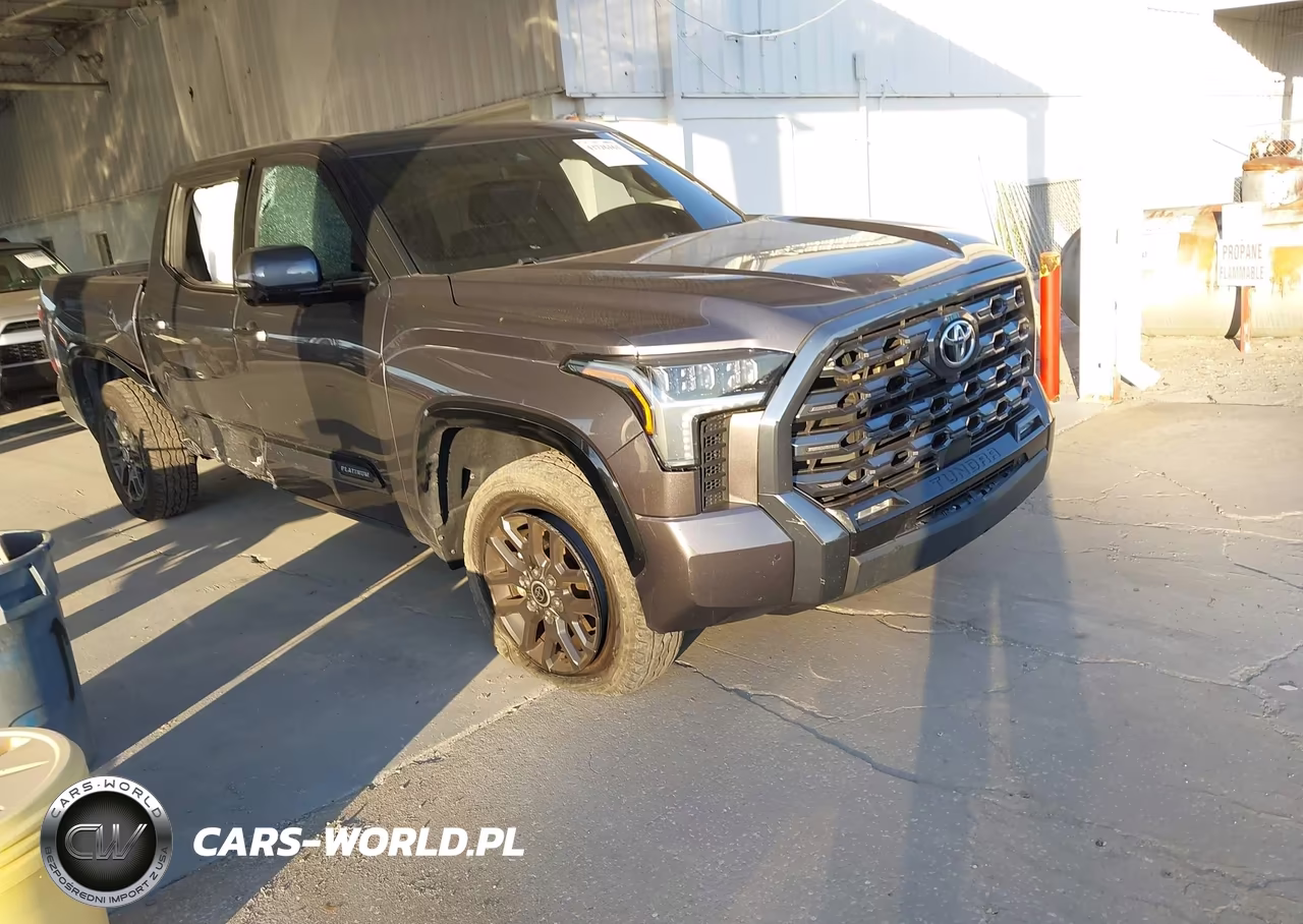 2023 Toyota Tundra Platinum – zdjęcie 1 z 16