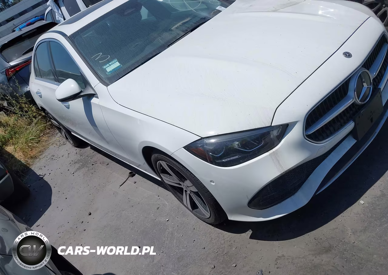 2025 Mercedes-Benz C 300