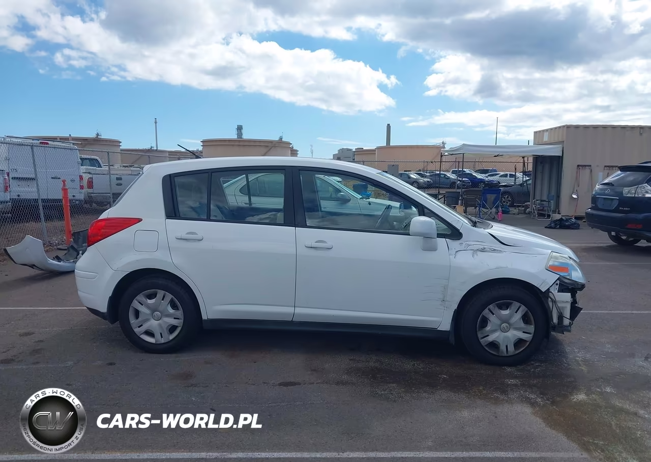 2011 Nissan Versa 1.8S VIN:3N1BC1CP9BL452312 - 13