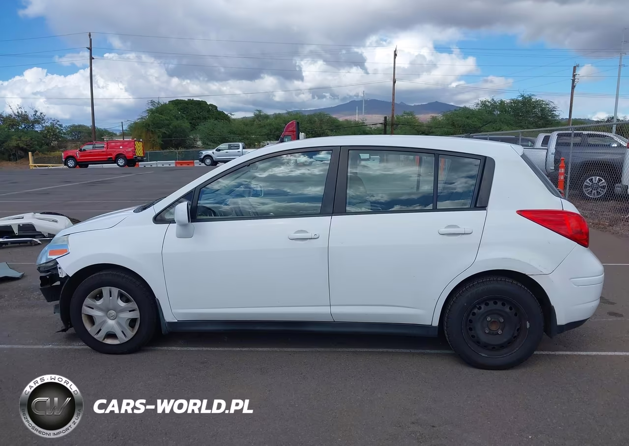 2011 Nissan Versa 1.8S VIN:3N1BC1CP9BL452312 - 14
