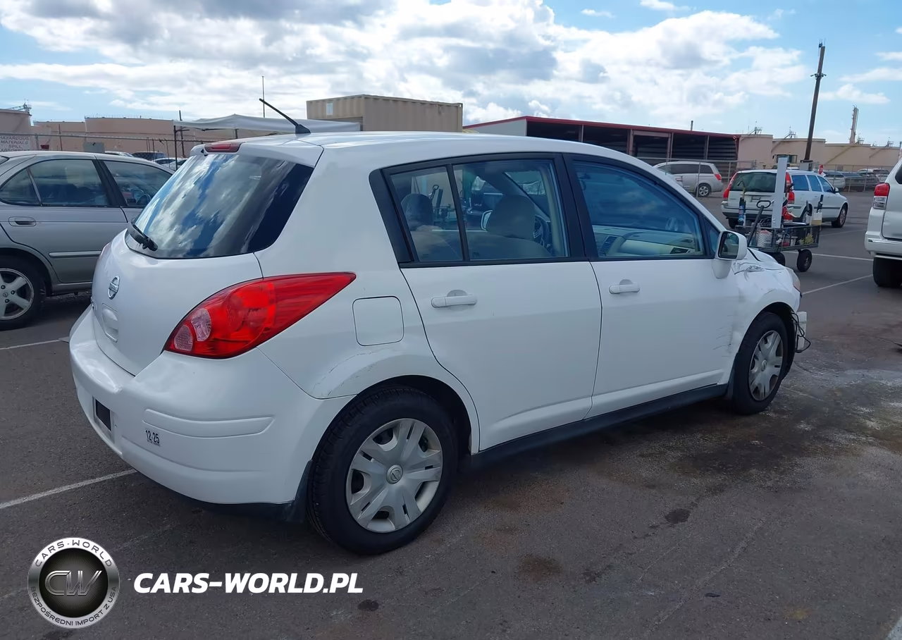 2011 Nissan Versa 1.8S VIN:3N1BC1CP9BL452312 - 4