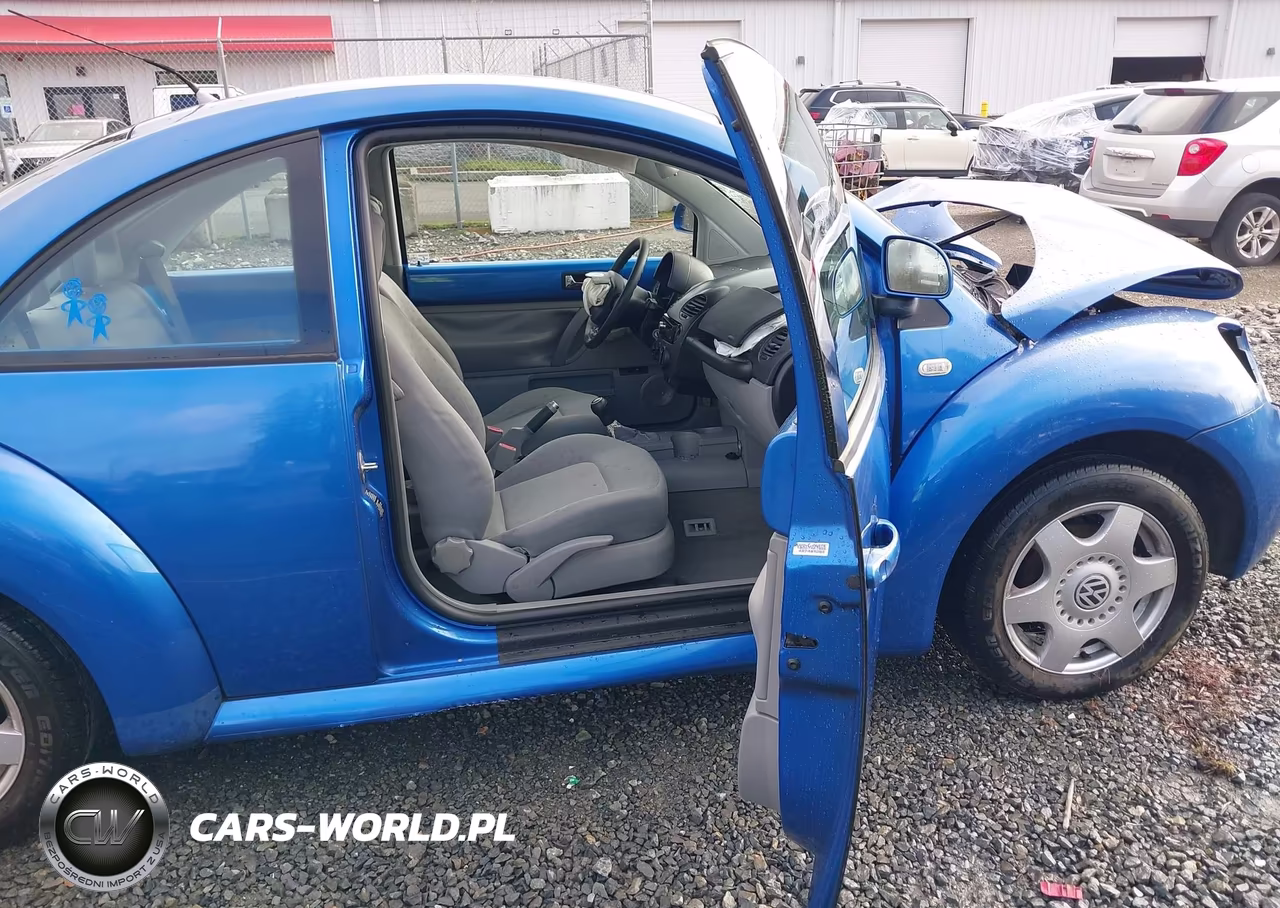 2000 Volkswagen New Beetle Gl VIN:3VWBC21C1YM413054 - 5