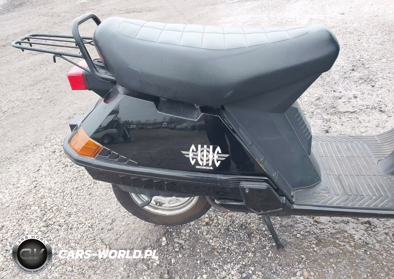 2002 Honda Ch80 VIN:3H1HF03042D700774 - 8