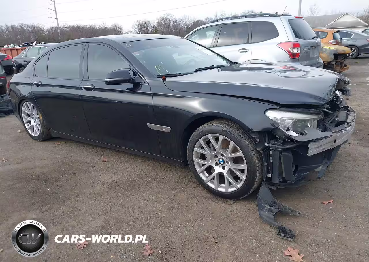 2013 BMW 740Li xDrive