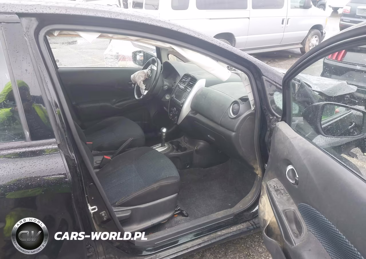 2018 Nissan Versa Note Sv VIN:3N1CE2CP6JL358083 - 5