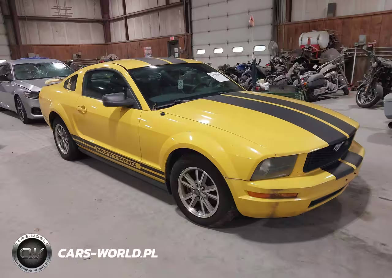 2005 Ford Mustang V6 Deluxe-V6 Premium