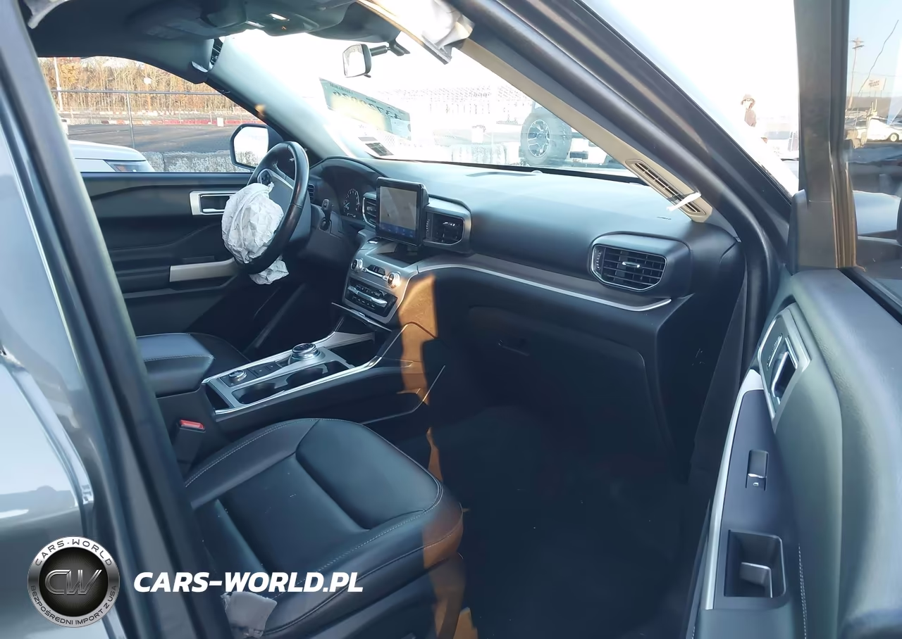 2023 Ford Explorer Xlt VIN:1FMSK8DHXPGA27592 - 5