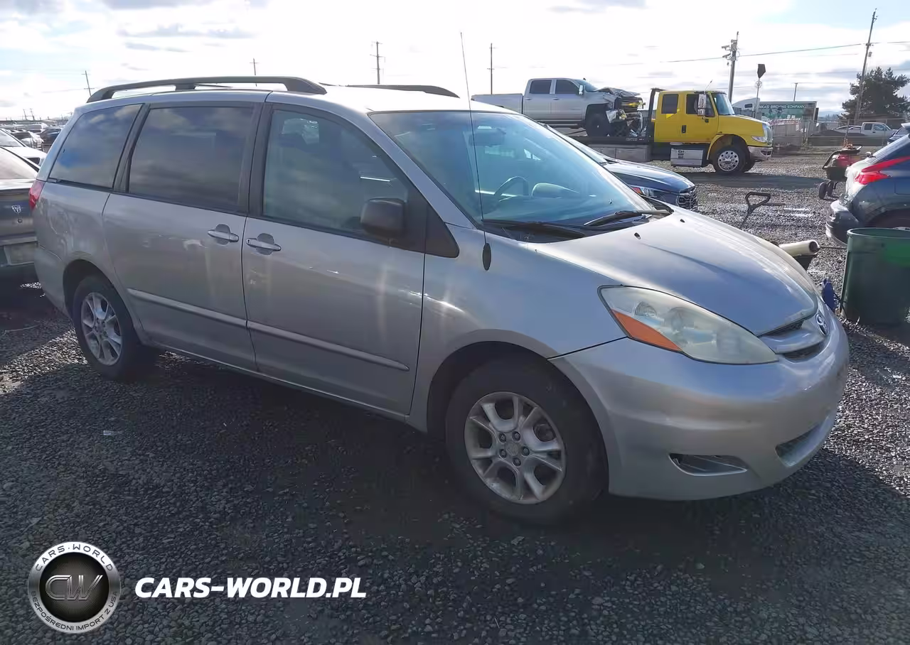 2006 Toyota Sienna Le