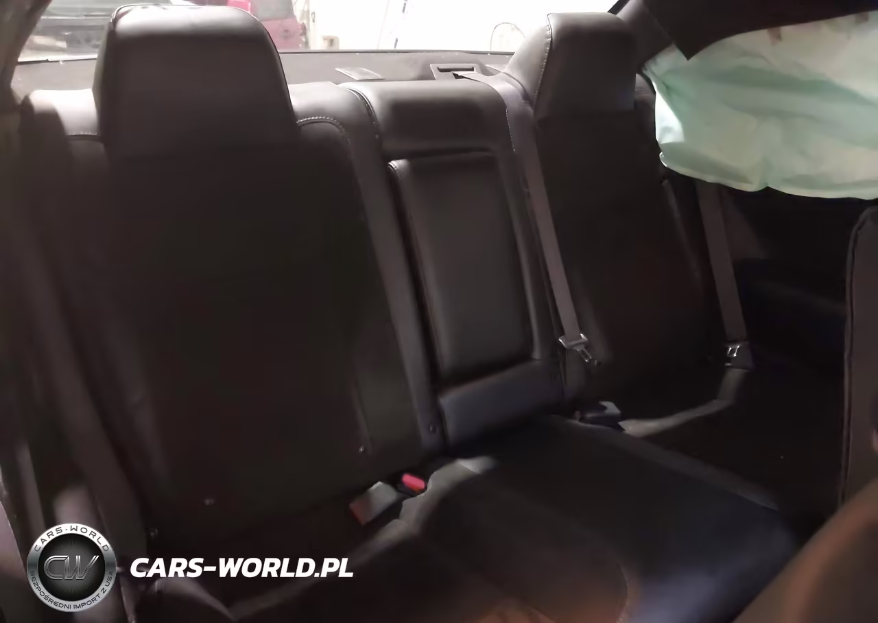 2023 Dodge Challenger R-T VIN:2C3CDZBTXPH692825 - 8
