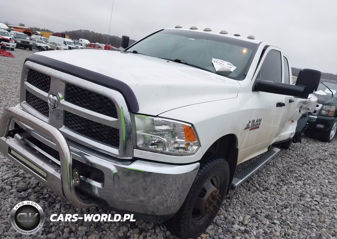 2017 Ram 3500 Tradesman 4X4 8' Box VIN:3C63RRGL7HG770590 - 2