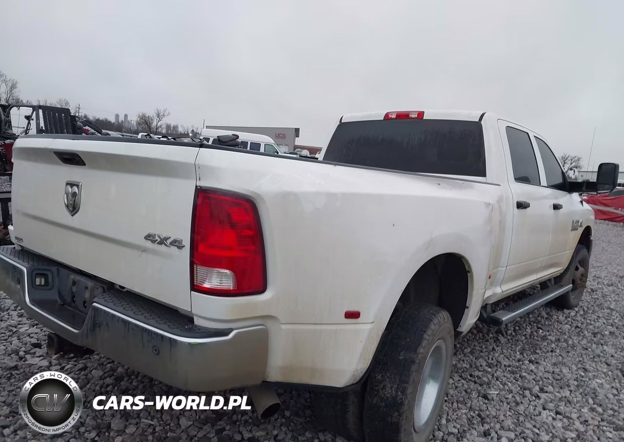 2017 Ram 3500 Tradesman 4X4 8' Box VIN:3C63RRGL7HG770590 - 4