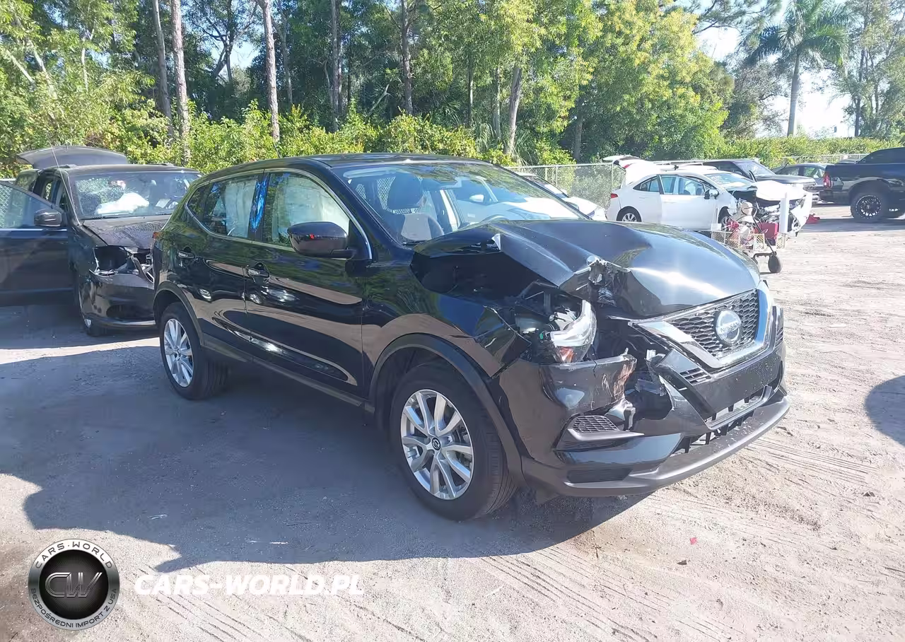 2022 Nissan Rogue Sport S