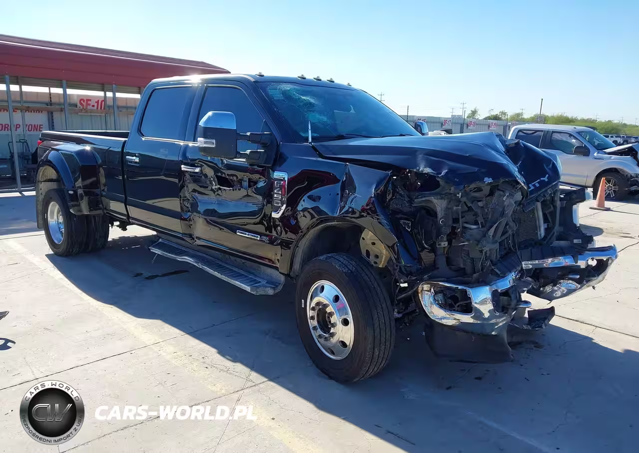 2022 Ford Super Duty F-450 Drw Lariat
