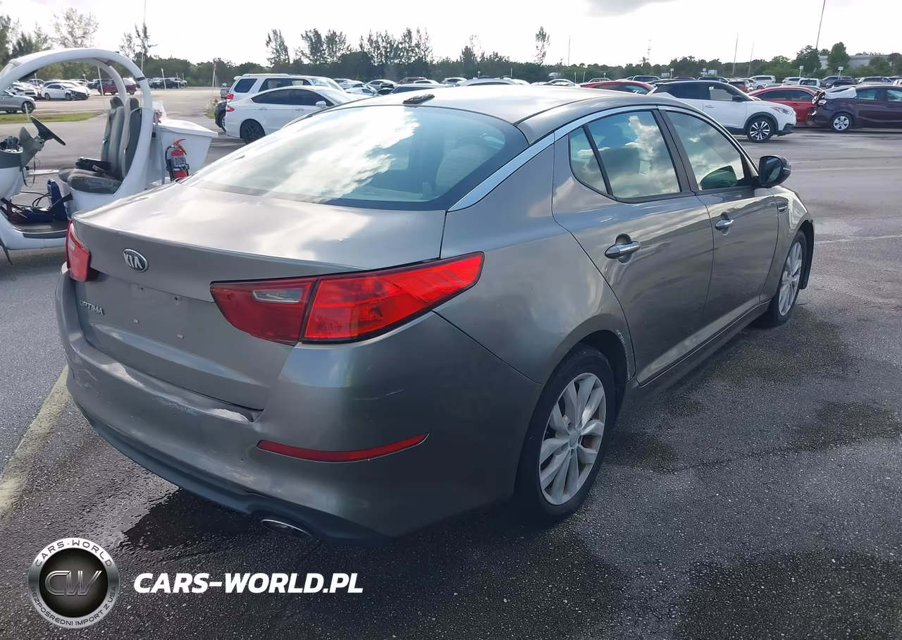 2014 Kia Optima Lx VIN:5XXGM4A7XEG303105 - 4