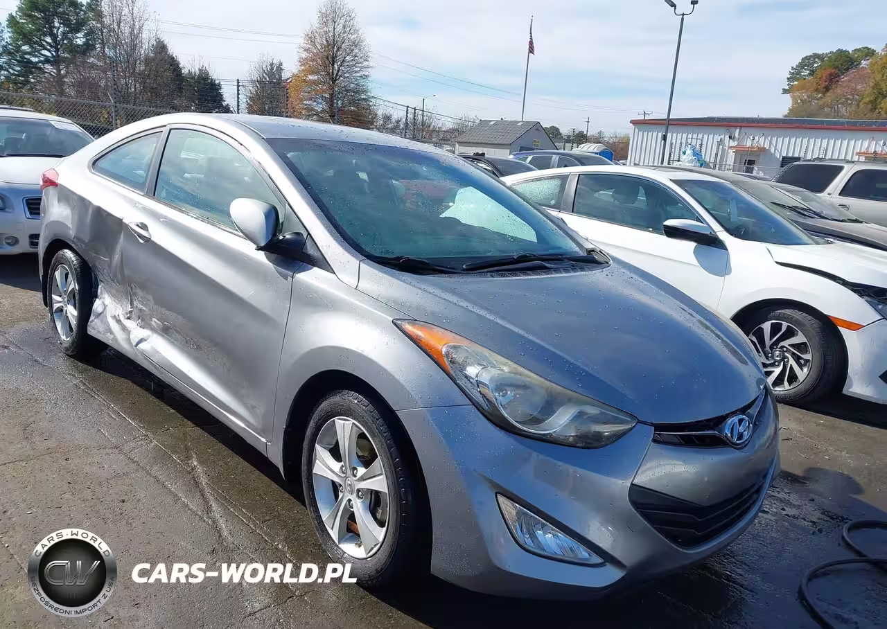 2013 Hyundai Elantra Gs