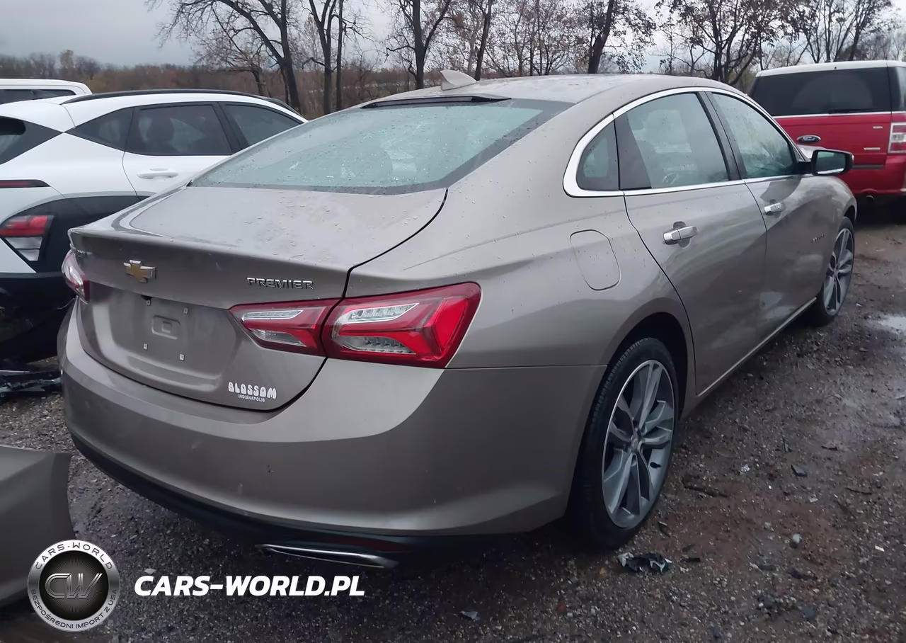 2022 Chevrolet Malibu Fwd Premier VIN:1G1ZE5SX5NF116145 - 4