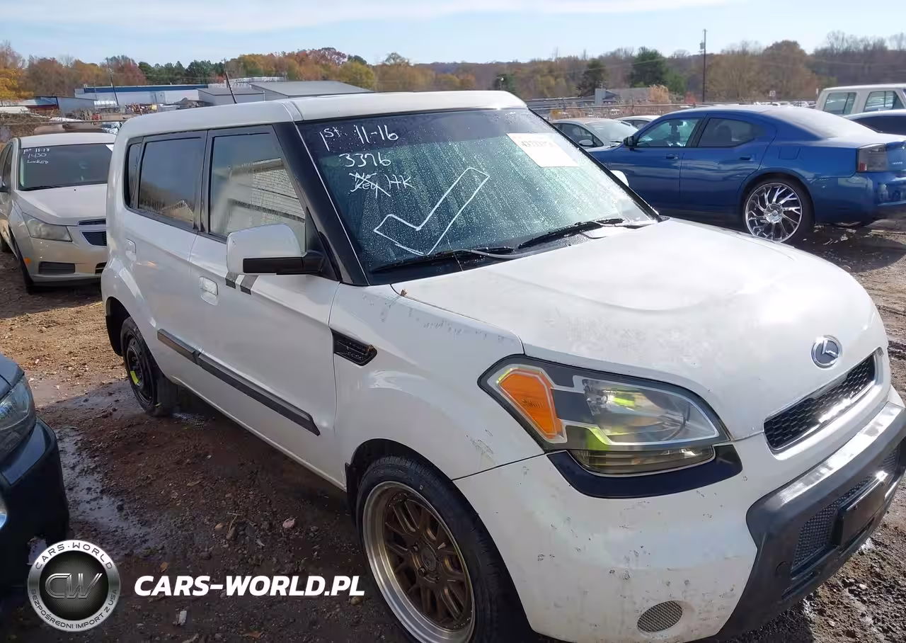 2010 Kia Soul +
