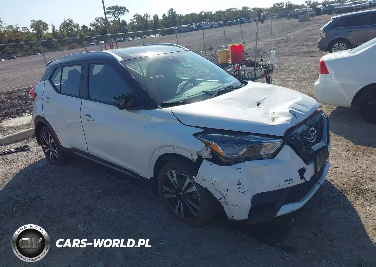 2020 Nissan Kicks Sr Xtronic Cvt