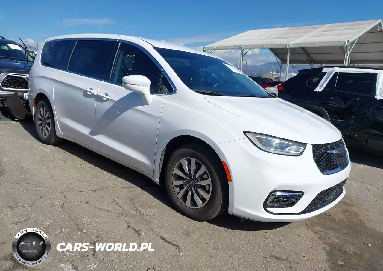 2022 Chrysler Pacifica Hybrid Touring L
