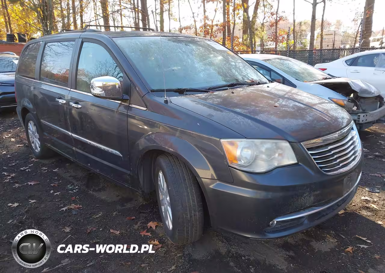 2012 Chrysler Town & Country Touring-L