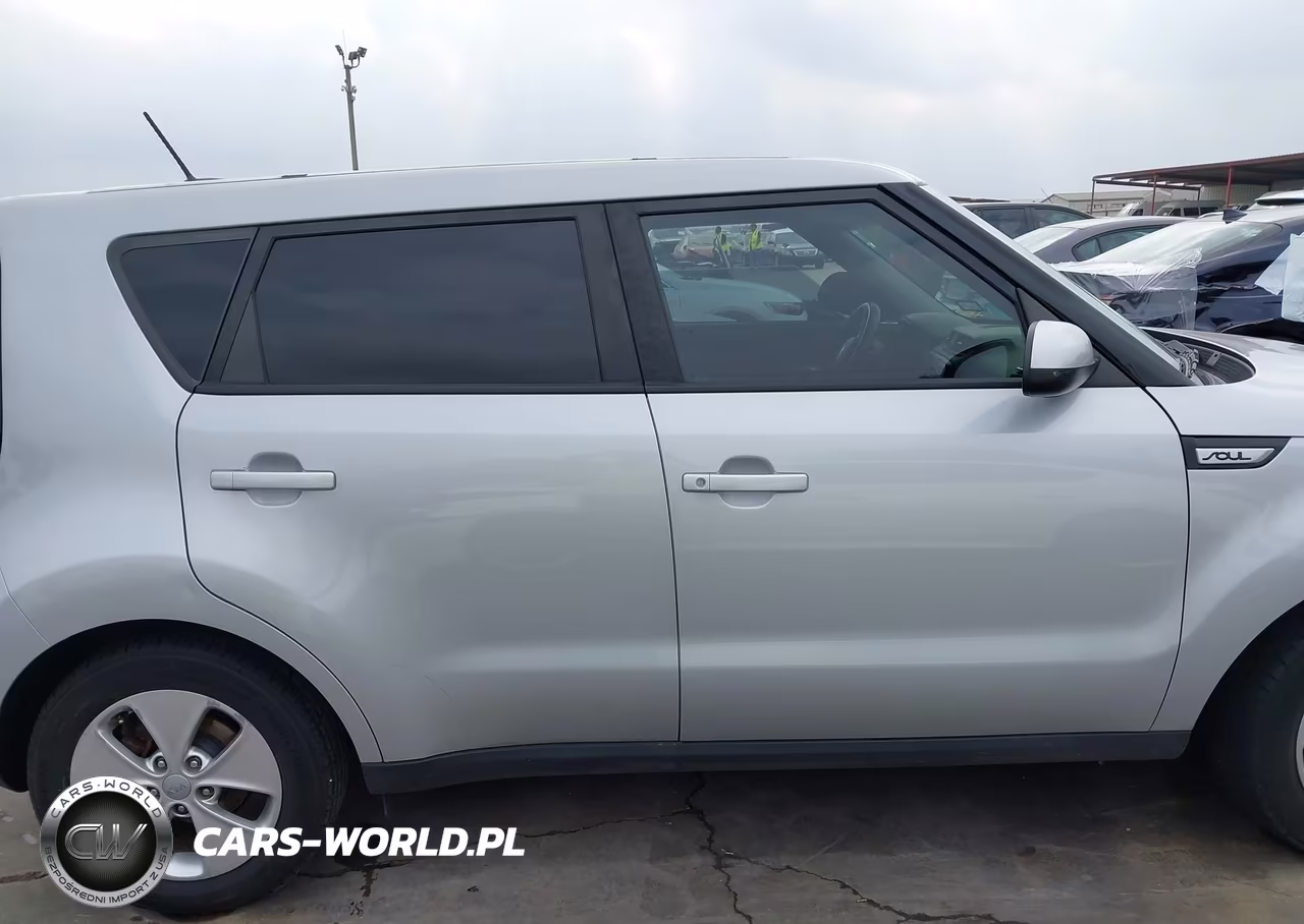 2016 Kia Soul VIN:KNDJN2A21G7871721 - 13