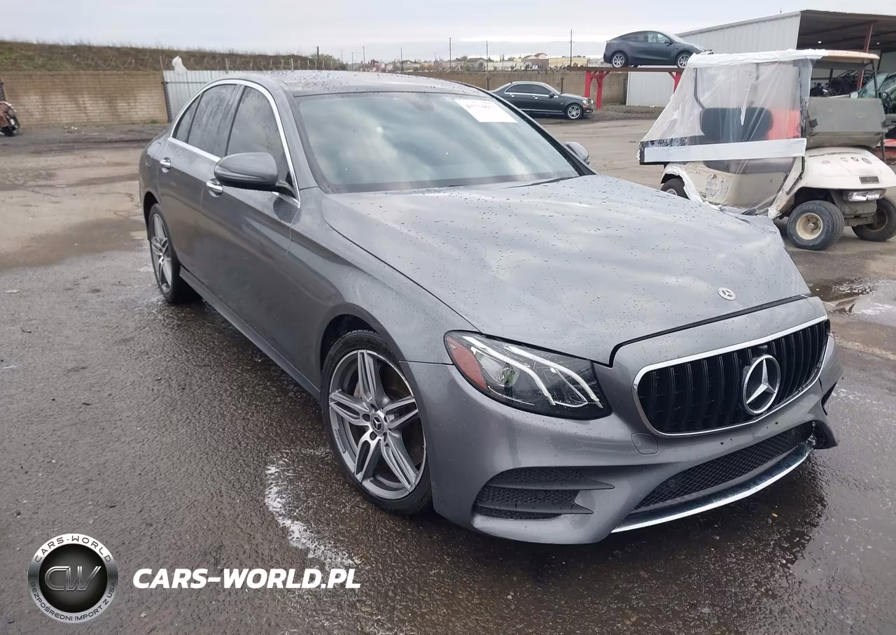 2019 Mercedes-Benz E 300