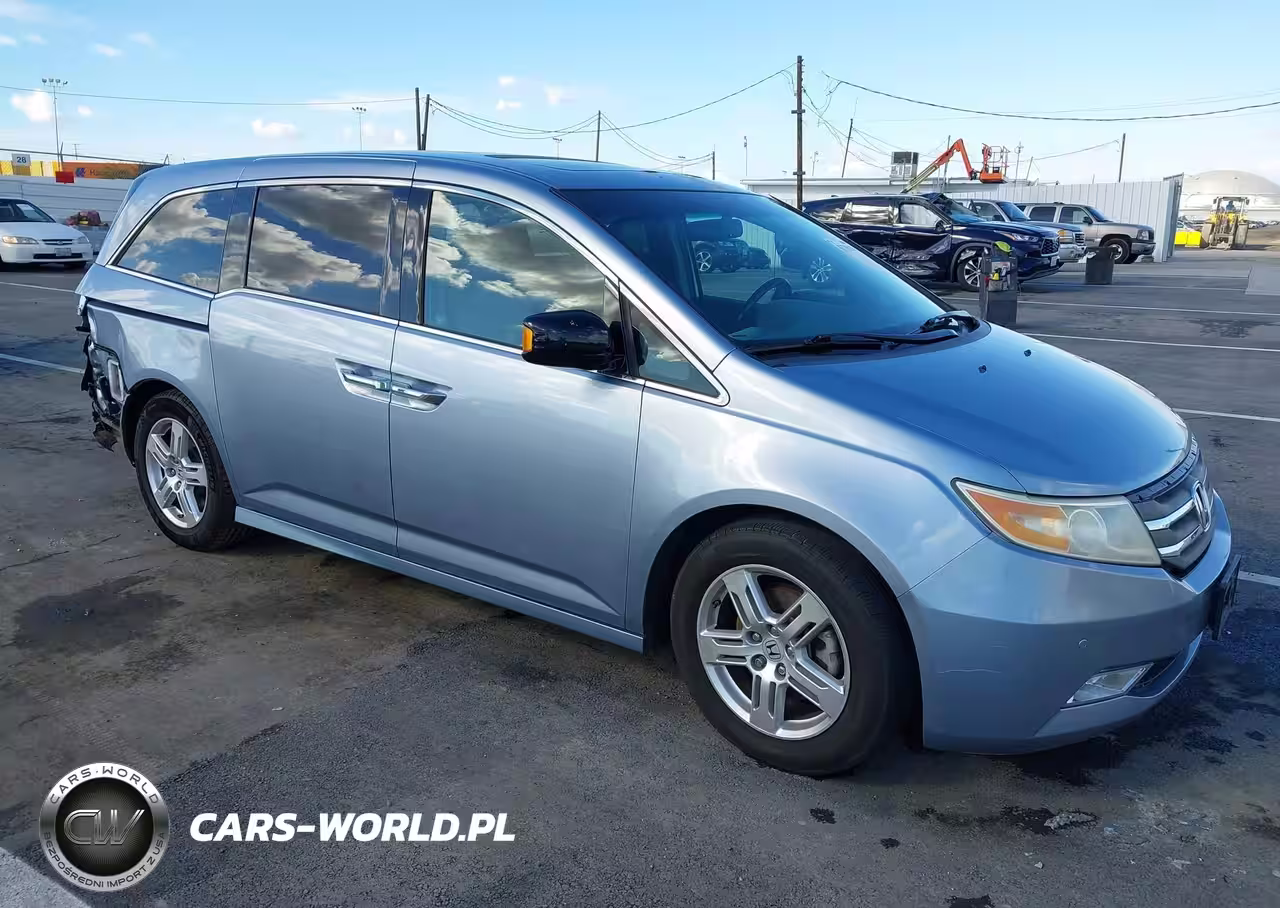 2011 Honda Odyssey Touring-Touring Elite