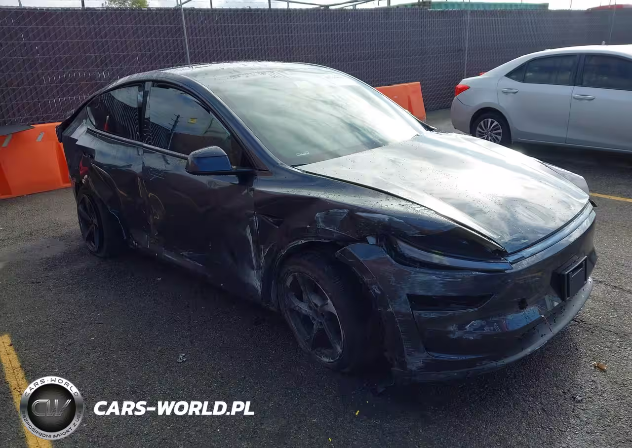 2026 Tesla Model Y Long Range Dual Motor All-Wheel Drive