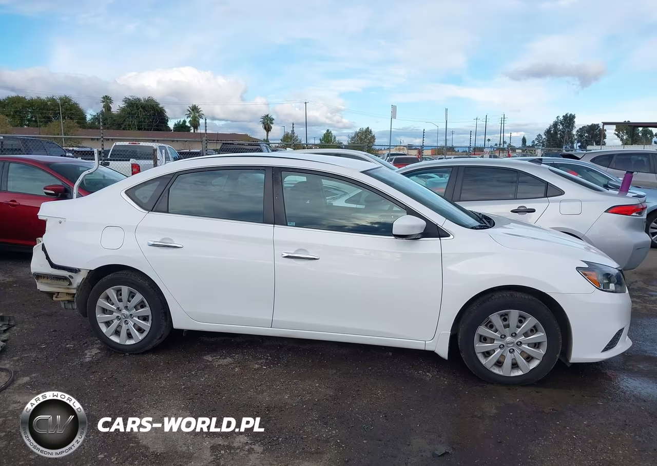 2016 Nissan Sentra S VIN:3N1AB7AP6GY304164 - 14
