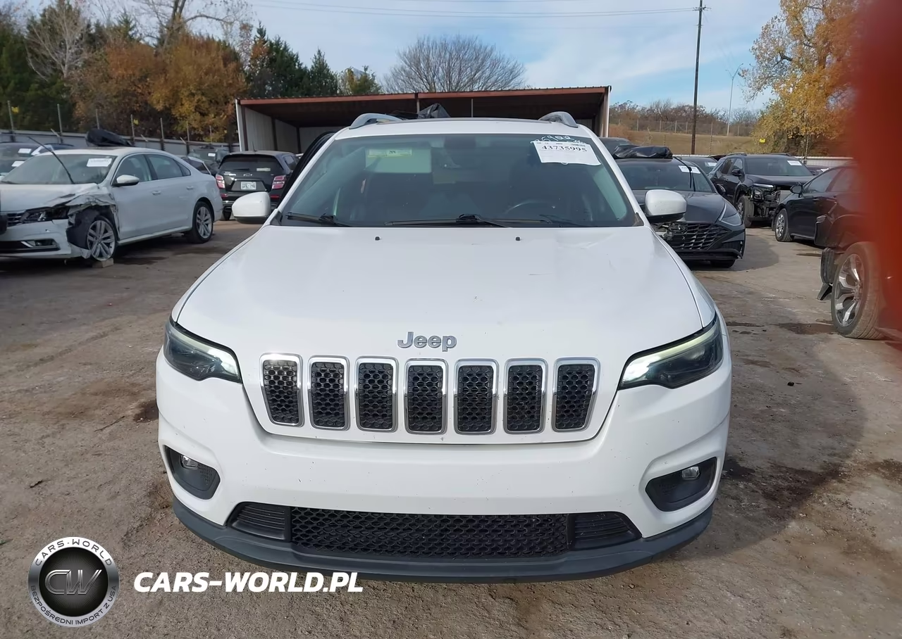 2020 Jeep Cherokee Latitude Plus 4X4 VIN:1C4PJMLB1LD584552 - 12