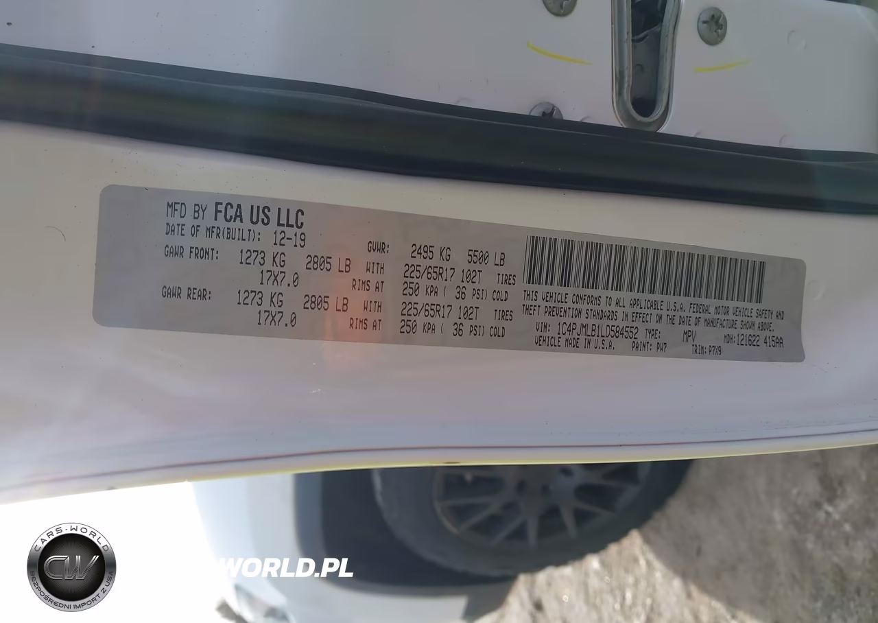 2020 Jeep Cherokee Latitude Plus 4X4 VIN:1C4PJMLB1LD584552 - 9