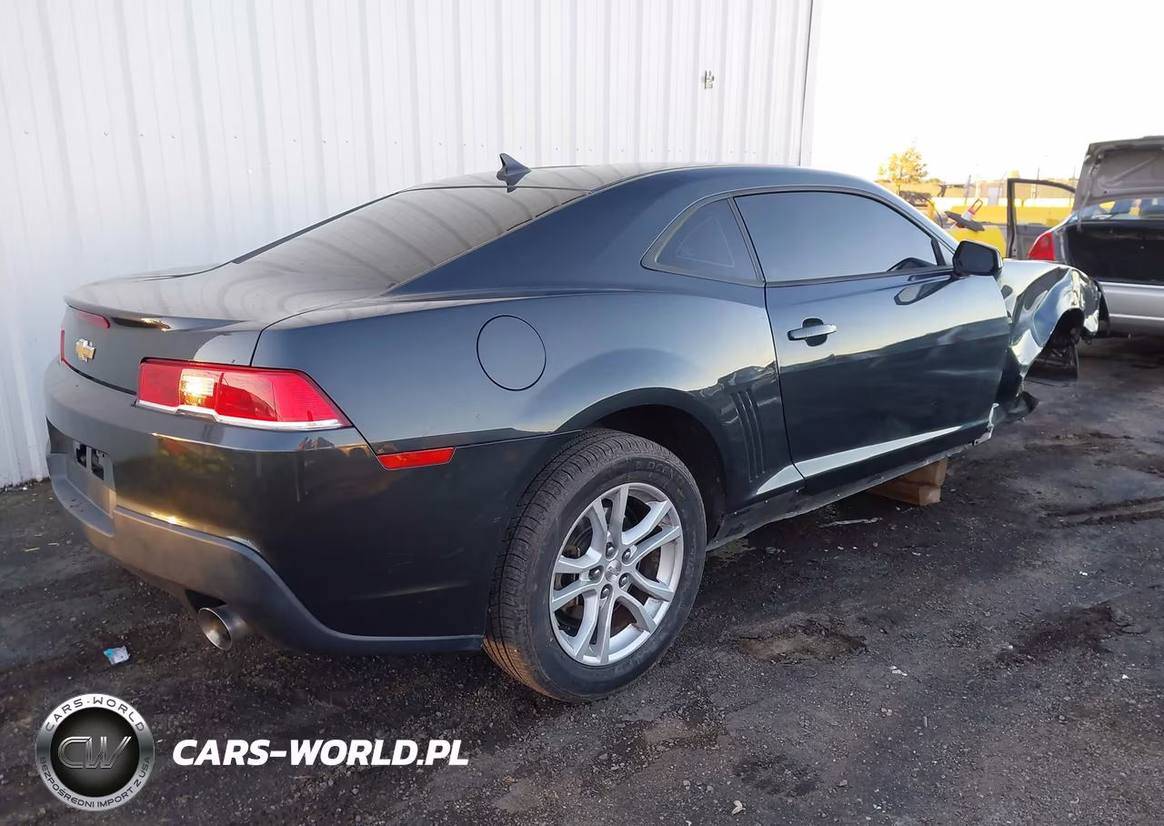 2015 Chevrolet Camaro 1Ls VIN:2G1FA1E38F9301980 - 4