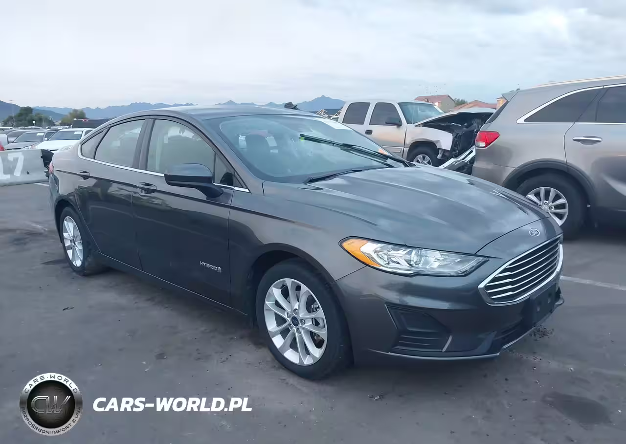 2019 Ford Fusion Hybrid Se